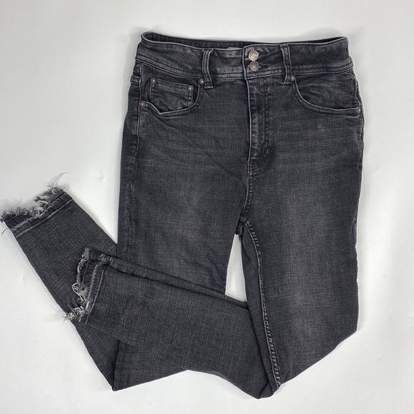 Free People Black Skinny Raw Hem Skinny Jeans Size 30 - Picture 1 of 12